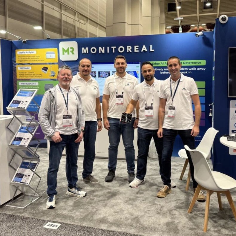 Monitoreal Team at GSX